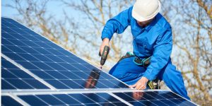 Installation Maintenance Panneaux Solaires Photovoltaïques à Urgosse